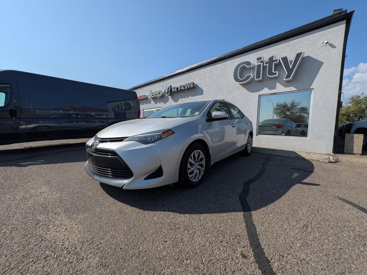 2018 TOYOTA Corolla